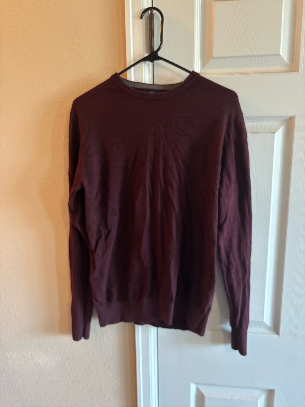 George Men's Crewneck Sweater in Deep Wine